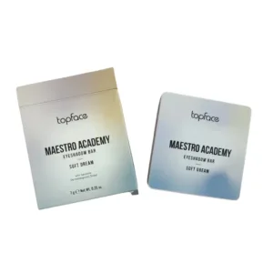 Boîte et palette de fards à paupières Topface Maestro Academy Eyeshadow Bar Soft Dream sur une surface grise texturée.