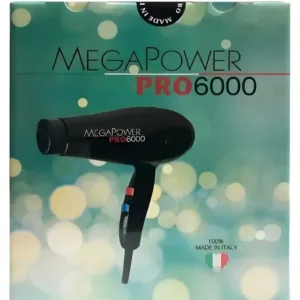 Boîte du sèche-cheveux noir MEGA POWER PRO 6000, 100% fabriqué en Italie, fond vert avec effet bokeh.