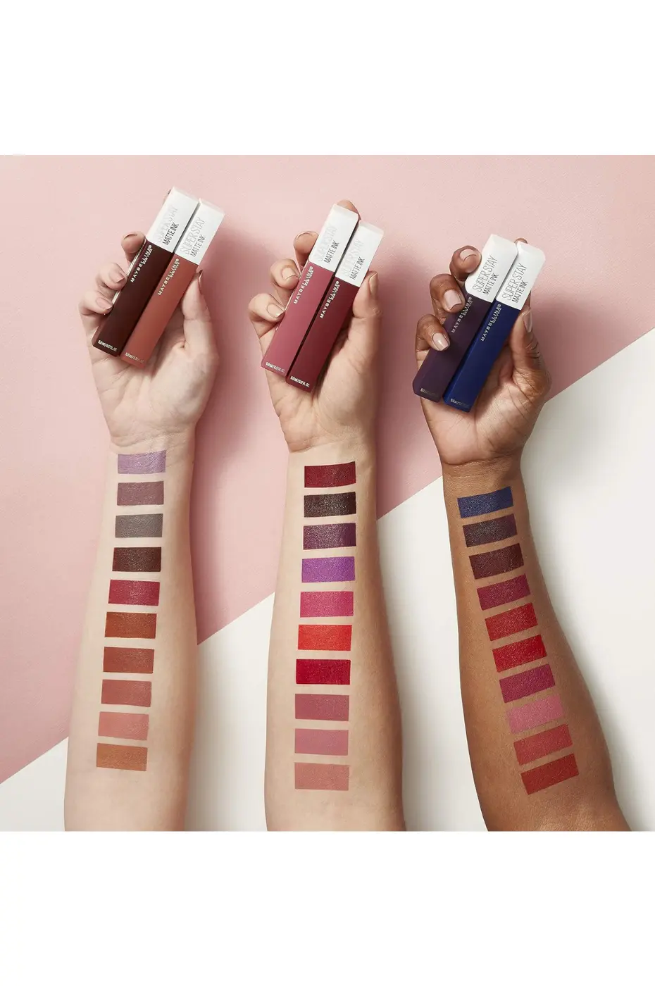 Teintes Variées Maybelline Nuancier de bras Super Stay Matte Ink Maybelline sur trois carnations. Teintes nudes, rouges, prunes et bleues avec tubes en main.