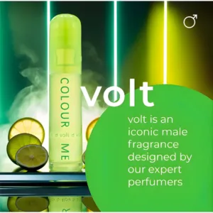 Flacon de parfum Colour Me Volt vert citron entouré de tranches d'agrumes et de fumée sur un fond moderne aux néons verts.