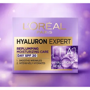 Boîtier violet de la crème de jour L'Oréal Hyaluron Expert à l'acide hyaluronique, soin hydratant et anti-rides SPF 20.