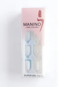 Boîtier de 24 faux ongles Manino Blanc Chic, finition Super Gel brillante pour une manucure élégante et naturelle.