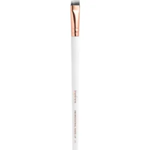 Pinceau biseauté Topface F15, poils synthétiques obliques pour définir les sourcils ou tracer un liner, manche blanc.