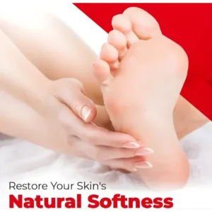 Mains massant un pied aux talons parfaitement lisses et doux après un soin de pédicure avec Titania.