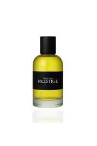 Flacon de parfum Prestige pour homme de Maison Griri, liquide jaune d’été sur fond blanc épuré.
