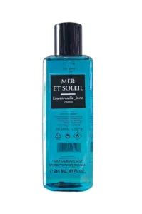 Flacon bleu de la brume parfumée Mer et Soleil d'Emmanuelle Jane Paris, format de 265 ml avec son bouchon noir.